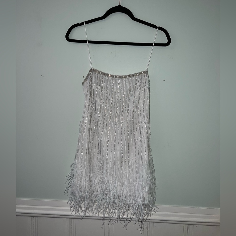 Retrofête White Sequin Feather Mini Dress - Picture 8 of 8